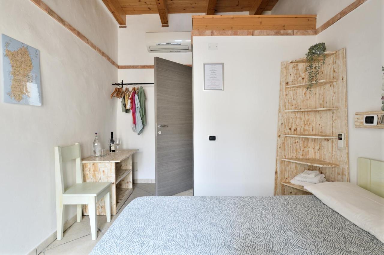 Al Vicoletto - Genuine Hospitality Bed and Breakfast Tortolì Buitenkant foto